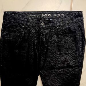 WOMENS Apt. 9 Modern Skinny Leg Black Animal Snake Print Pants Jeans Size 4 Swag